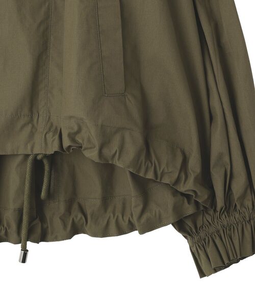 Editt by YECCA VECCA（エディットバイイェッカヴェッカ）の「ボリュームギャザーデザインZIPブルゾン（ブルゾン・レディース・アイボリー/ブラック/カーキ・FREE）」の11枚目の写真
