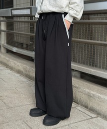 Perushu（ペルーシュ）の「Layered Pocket Design Drawcord Sweatpants／レイヤードポケットデザインドローコードスウェットパンツ（スウェットパンツ）」