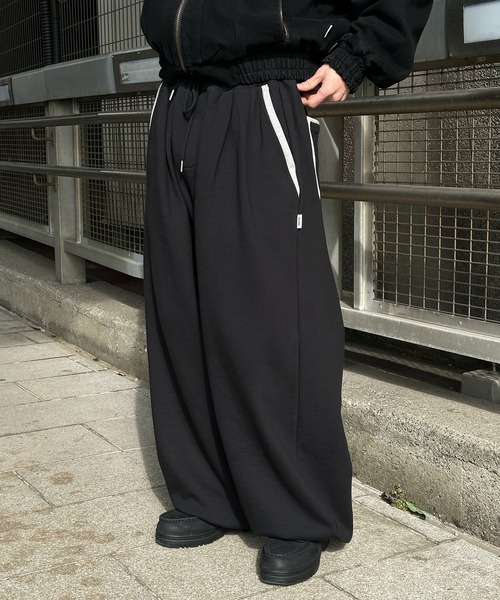 Perushu（ペルーシュ）の「Layered Pocket Design Drawcord Sweatpants／レイヤードポケットデザインドローコードスウェットパンツ（スウェットパンツ・メンズ・ボルドー/グレー/ブラック・LARGE/MEDIUM/SMALL）」の8枚目の写真