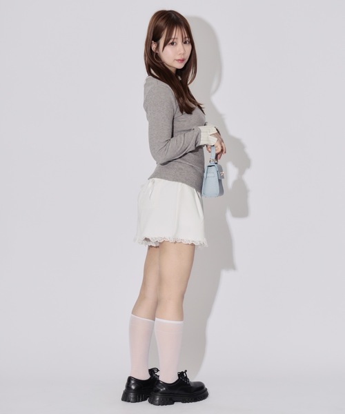 JilLA（ジルア）の「Layered Check Rib V-Neck Knit / レイヤードチェックリブVネックニット（シャツ/ブラウス・レディース・ブラック/グレー・FREE）」の14枚目の写真