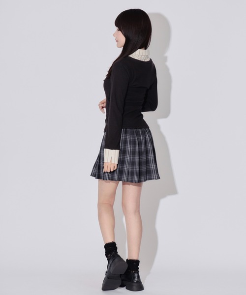 JilLA（ジルア）の「Layered Check Rib V-Neck Knit / レイヤードチェックリブVネックニット（シャツ/ブラウス・レディース・ブラック/グレー・FREE）」の18枚目の写真