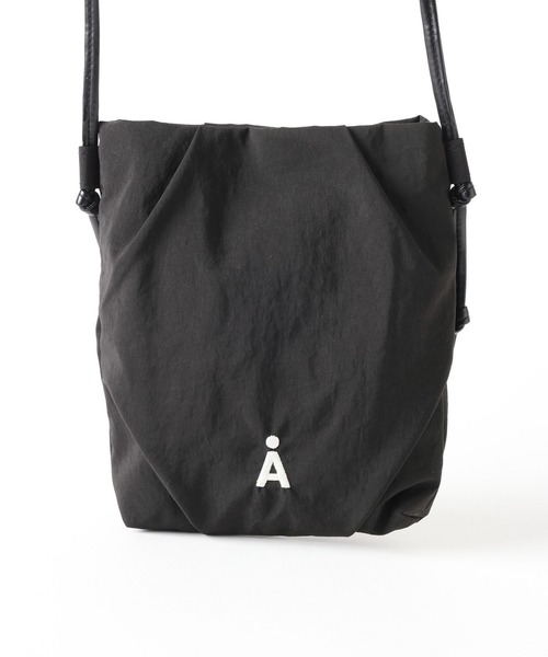 ALAND（エーランド）の「【UNISEX】ALAND／タックミニショルダー（ショルダーバッグ・レディース・ネイビー/ブラック/ライトグレー・ONE SIZE）」の15枚目の写真