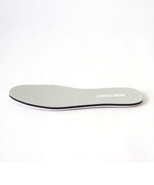 Minnetonka(ミネトンカ)の「MINNETONKA(ミネトンカ) / ローファースニーカー 26M02(ローファー・レディース・ゴールド/ブラウン/ブラック/シルバー・10/6/7/8/9)」の11枚目の写真