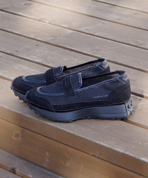 Minnetonka(ミネトンカ)の「MINNETONKA(ミネトンカ) / ローファースニーカー 26M02(ローファー・レディース・ゴールド/ブラウン/ブラック/シルバー・10/6/7/8/9)」の17枚目の写真