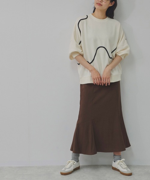 Fizz(フィズ)の「TC裏毛 ニュアンスラインドルマンプルオーバー(スウェット・レディース・オートミール/アイボリー/ブルー/ブラック・M)」の21枚目の写真