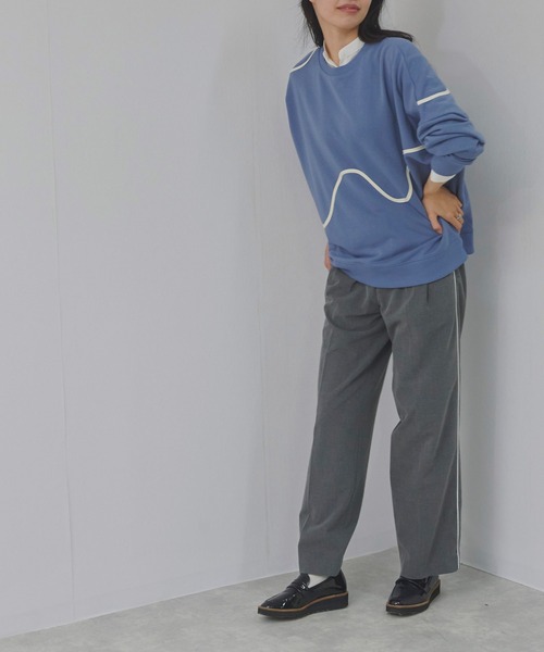 Fizz(フィズ)の「TC裏毛 ニュアンスラインドルマンプルオーバー(スウェット・レディース・オートミール/アイボリー/ブルー/ブラック・M)」の10枚目の写真