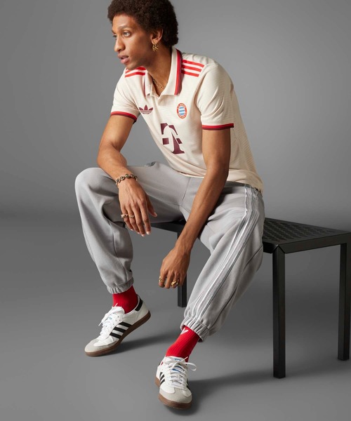 adidas(アディダス)の「FCバイエルン 24/25 サードユニフォーム / アディダス adidas(Tシャツ/カットソー・メンズ・ベージュ・X-LARGE/XXX-LARGE/XX-LARGE/LARGE/MEDIUM)」の4枚目の写真