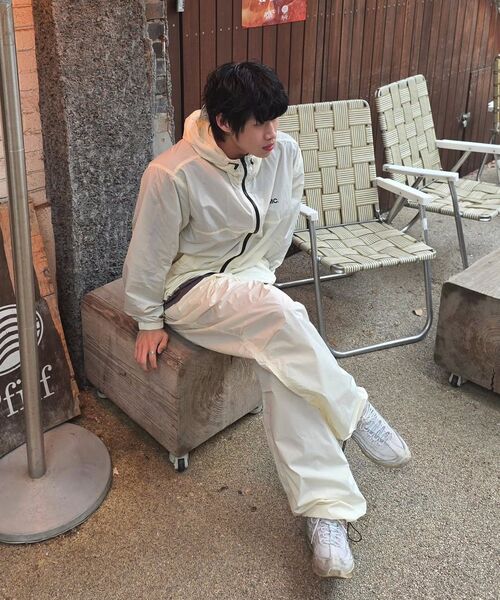LMCの「OG ESSENTIAL WINDBREAKER JACKET ivory(ナイロンジャケット・レディース・その他・SMALL/MEDIUM/LARGE)」の17枚目の写真