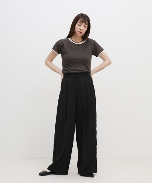 select MOCA(セレクトモカ)の「リネンライクツータックワイドパンツ(スラックス・レディース・ブラウン/ブラック・FREE)」の4枚目の写真