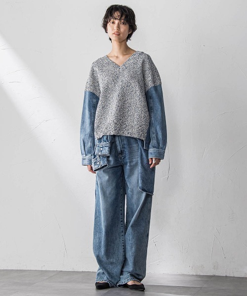 MAYSON GREY（メイソングレイ）の「デニムドッキングVネックニットプルオーバー≪洗濯機で洗える≫（ニット/セーター・レディース・ブルー/オフホワイト・M）」の8枚目の写真
