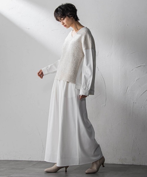 MAYSON GREY（メイソングレイ）の「デニムドッキングVネックニットプルオーバー≪洗濯機で洗える≫（ニット/セーター・レディース・ブルー/オフホワイト・M）」の15枚目の写真