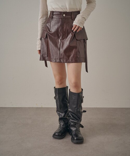 mline（エムライン）の「[mline]エナメル ミニスカート（スカート・レディース・ボルドー/ブラック・2/1）」の14枚目の写真