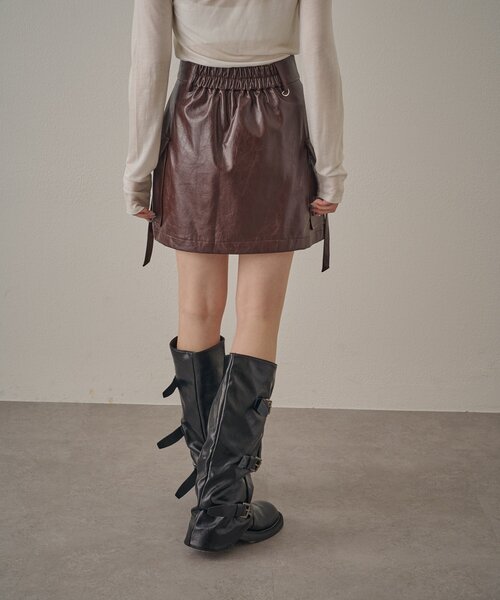 mline（エムライン）の「[mline]エナメル ミニスカート（スカート・レディース・ボルドー/ブラック・2/1）」の16枚目の写真