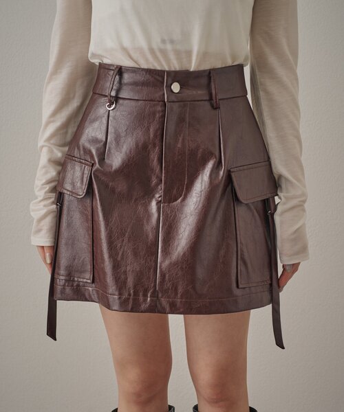 mline（エムライン）の「[mline]エナメル ミニスカート（スカート・レディース・ボルドー/ブラック・2/1）」の17枚目の写真