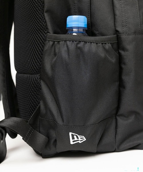 NEW ERA(ニューエラ)の「NEWERA-CAMPUS PACK 600D(バックパック/リュック・メンズ・ブラック/ブラック系2/ブラック系3・FREE)」の11枚目の写真