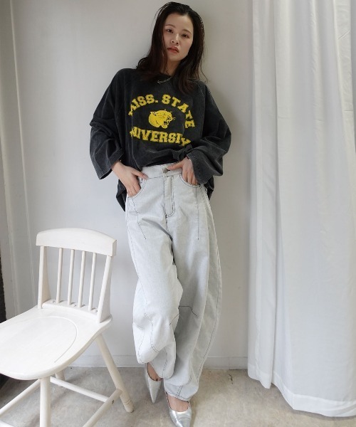 CORNERS（コーナーズ）の「ピグメントカレッジオーバーサイズロンT（Tシャツ/カットソー・レディース・ネイビー/チャコールグレー/グレイッシュベージュ/アイボリー/イエロー・FREE）」の17枚目の写真