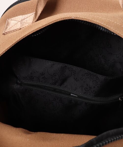 ANNA SUI（アナスイ）の「ピクニカ バックパック（バックパック/リュック・レディース・ブラック/ベージュ・FREE）」の4枚目の写真