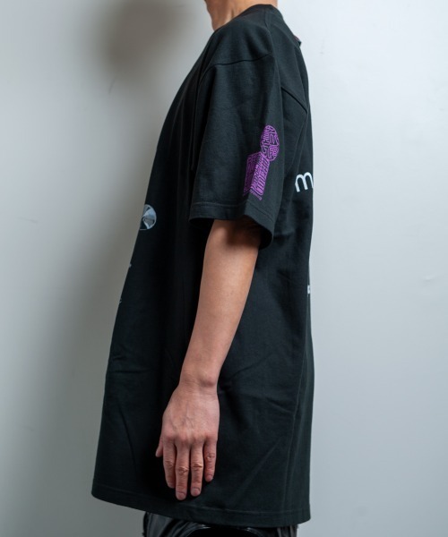 BACKSTAGE PASS(バックステージパス)の「黒野京×BACKSTAGE PASS コラボ】TOO TOO ピグメント加工 オーバーサイズ Tシャツ(Tシャツ/カットソー・メンズ・ブラック/ダークグレー/ライトグレー・FREE)」の7枚目の写真