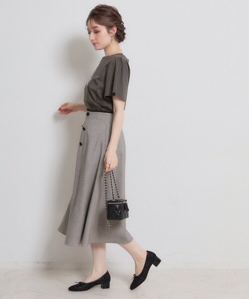 couture brooch（クチュールブローチ）の「パフュームプリントTシャツ（Tシャツ/カットソー・レディース・ライトベージュ/チャコールグレー/オフホワイト/ベビーピンク・38/36）」の13枚目の写真