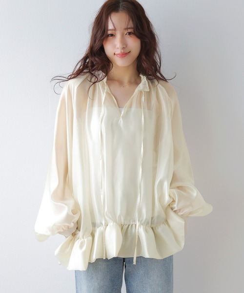 AMELY（エミリー）の「シアーラッフルブラウス（シャツ/ブラウス・レディース・ブラック/アイボリー・フリー）」の2枚目の写真