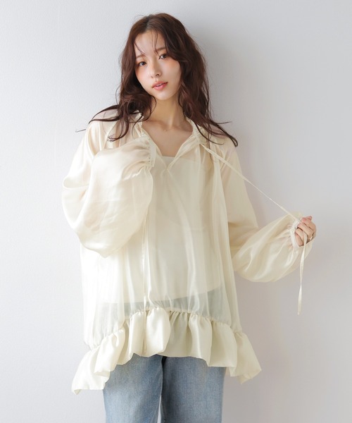 AMELY（エミリー）の「シアーラッフルブラウス（シャツ/ブラウス・レディース・ブラック/アイボリー・フリー）」の3枚目の写真