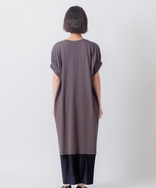 Kelen(ケレン)の「「KELEN / ケレン」裾プリーツドッキング コクーンシルエットワンピース(ワンピース・レディース・チャコールグレー/ブラック・M/S)」の21枚目の写真