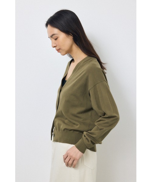 AZUL by moussy(アズールバイマウジー)の「【身長/骨格別着用画像あり】Vネックベーシックニットカーディガン 春服 秋服 羽織 ニットトップス(カーディガン/ボレロ・レディース・カーキ/ライトピンク/ブラック・FREE)」の14枚目の写真
