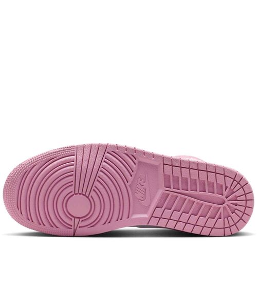 JORDAN BRAND(ジョーダンブランド)の「エア ジョーダン 1 MID ウィメンズシューズ / Air Jordan 1 Mid Women's Shoes BQ6472-605 Elemental Pink(スニーカー・レディース・ピンク・22/26/25.5/25/24.5/24/23.5/23/22.5)」の2枚目の写真