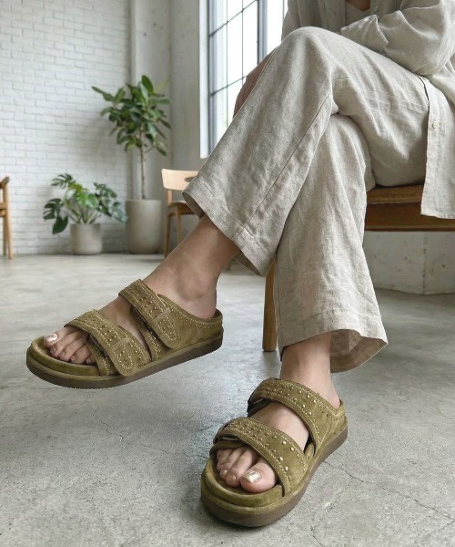 ASH（アッシュ）の「アッシュ【URUS】ベルトサンダル スタッズ ダブルベルト スエード レザー スライドサンダル 4.5cmヒール（サンダル・レディース・ブラウン/グリーン・36/37/38/39/40）」の17枚目の写真