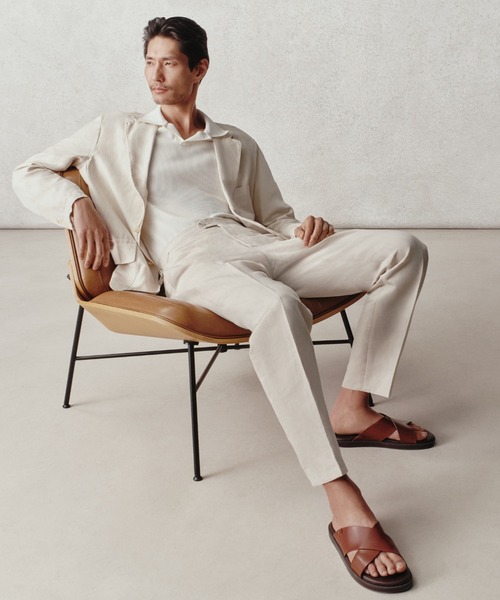 COLE HAAN(コールハーン)の「グランド ネオクラシック クロスストラップ サンダル mens(サンダル・メンズ・ブラウン・7/8/9/10)」の2枚目の写真