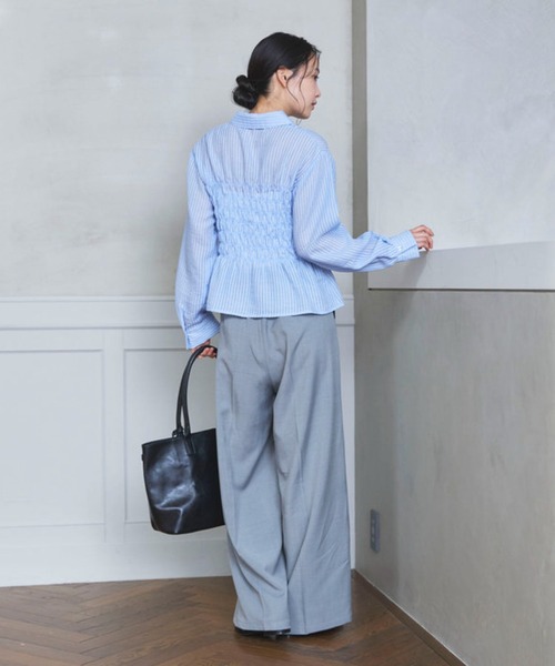archives(アルシーヴ)の「【ONかわ】シアーストライプシャーリングシャツ(シャツ/ブラウス・レディース・ベージュ/ブルー・MEDIUM)」の21枚目の写真