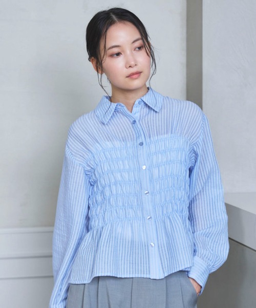 archives(アルシーヴ)の「【ONかわ】シアーストライプシャーリングシャツ(シャツ/ブラウス・レディース・ベージュ/ブルー・MEDIUM)」の4枚目の写真