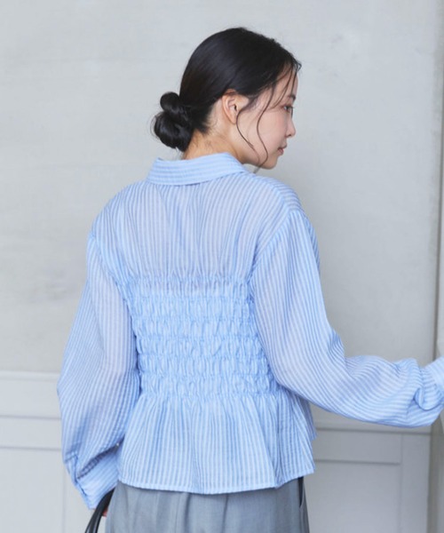 archives(アルシーヴ)の「【ONかわ】シアーストライプシャーリングシャツ(シャツ/ブラウス・レディース・ベージュ/ブルー・MEDIUM)」の11枚目の写真