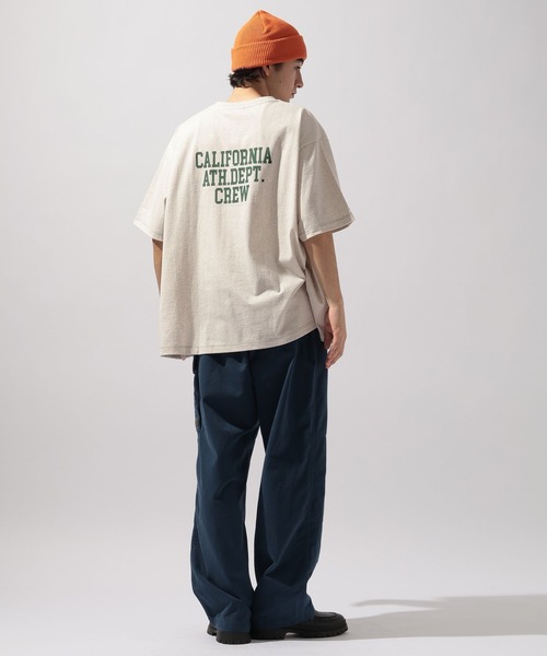 Champion(チャンピオン)の「【Champion(チャンピオン)】別注 NATOKii(ネイトゥーキー)バックプリントTシャツ(Tシャツ/カットソー・メンズ・ネイビー/ライトグレー/グリーン・MEDIUM/LARGE)」の5枚目の写真