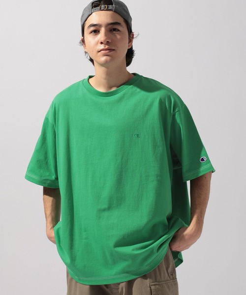 Champion(チャンピオン)の「【Champion(チャンピオン)】別注 NATOKii(ネイトゥーキー)バックプリントTシャツ(Tシャツ/カットソー・メンズ・ネイビー/ライトグレー/グリーン・MEDIUM/LARGE)」の10枚目の写真