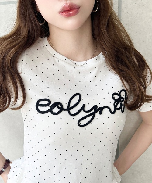 moment+(モーメントプラス)の「コードロゴ刺繍ドット裾フリル半袖トップス(Tシャツ/カットソー・レディース・杢グレー/ネイビー/オフホワイト/ブラック/ピンク/ナチュラル・M)」の9枚目の写真