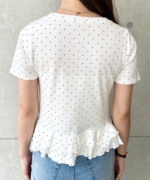 moment+(モーメントプラス)の「コードロゴ刺繍ドット裾フリル半袖トップス(Tシャツ/カットソー・レディース・杢グレー/ネイビー/オフホワイト/ブラック/ピンク/ナチュラル・M)」の16枚目の写真
