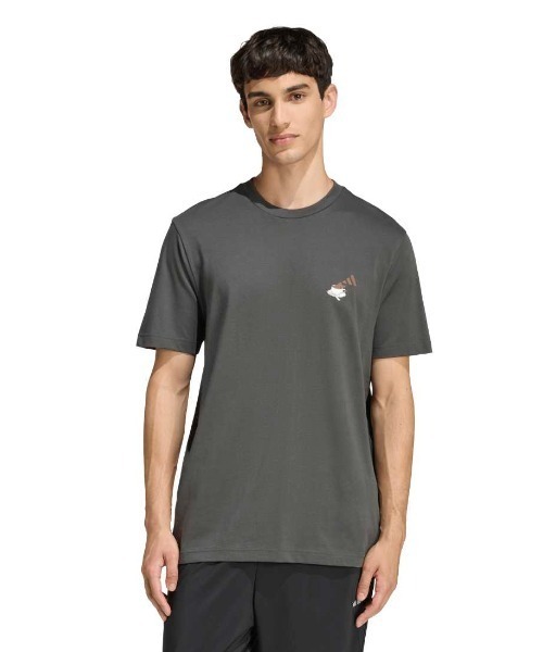 adidas(アディダス)の「アディダス adidas コーヒー カフェ チーズケーキ グラフィックTシャツ(Tシャツ/カットソー・メンズ・ホワイト/ダークグレー・S/M/L/LL/3L)」の7枚目の写真