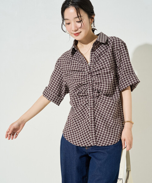 FREAK'S STORE(フリークスストア)の「限定展開 チェック フロント ギャザー 半袖 シャツ(シャツ/ブラウス・レディース・オフホワイト/ブラック/オリーブ/ブラウン・フリ-)」の6枚目の写真