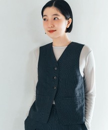 ＴＨＲＥＥ　ＦＩＦＴＹ　ＳＴＡＮＤＡＲＤ　小谷実由さんと作ったセットアップで使えるチェックジレ〈ダークチャコール〉