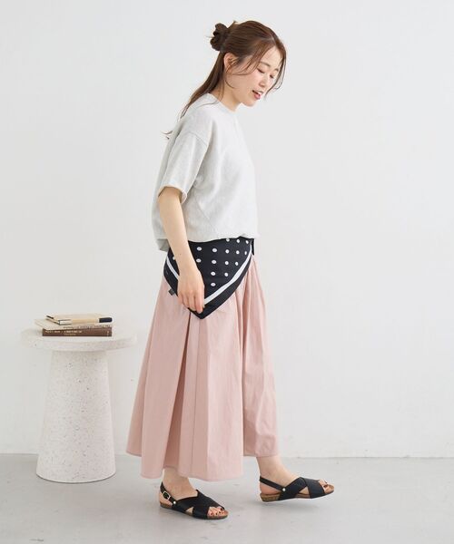 le.coeur blanc(ルクールブラン)の「スウェットライクハーフスリーブニット(ニット/セーター・レディース・チャコールグレー/ライトグレー・38)」の5枚目の写真