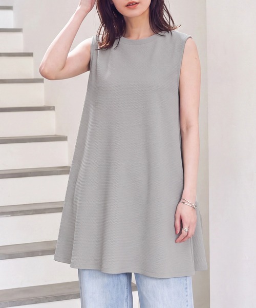 SELECT LEVERY(セレクトリベリー)の「ジャガードノースリーブチュニック(Tシャツ/カットソー・レディース・グレイッシュベージュ/チャコール/ネイビー・LARGE/MEDIUM)」の1枚目の写真