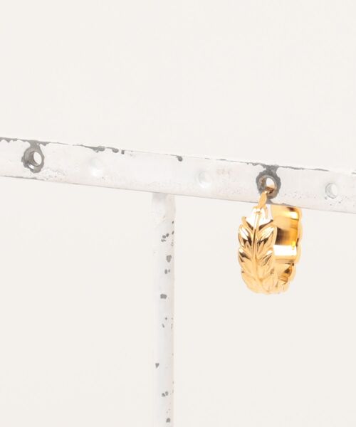 IRIEBEACH(アイリービーチ)の「Maile hoop pierce/【ハワイアンジュエリー】【サージカルステンレス】【金属アレルギー対応】【IRIEBEACH / アイリービーチ】つけっぱなしOK(ピアス(片耳用)・レディース・ゴールド/ピンク/シルバー・FREE)」の7枚目の写真