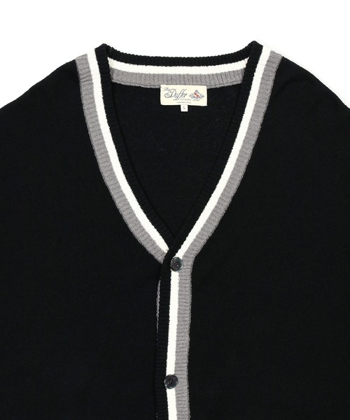 The DUFFER of ST.GEORGE(ザダファーオブセントジョージ)の「BOUCLE KNIT V-NECK CARDIGAN:ブークレーニット サマーカーディガン / 冷房対策 / 日除け / 羽織り / 涼感ニット(カーディガン/ボレロ・メンズ・ブラック/ネイビー・X-LARGE/LARGE/MEDIUM)」の11枚目の写真