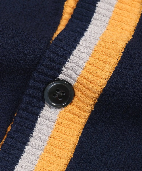 The DUFFER of ST.GEORGE(ザダファーオブセントジョージ)の「BOUCLE KNIT V-NECK CARDIGAN:ブークレーニット サマーカーディガン / 冷房対策 / 日除け / 羽織り / 涼感ニット(カーディガン/ボレロ・メンズ・ブラック/ネイビー・X-LARGE/LARGE/MEDIUM)」の14枚目の写真