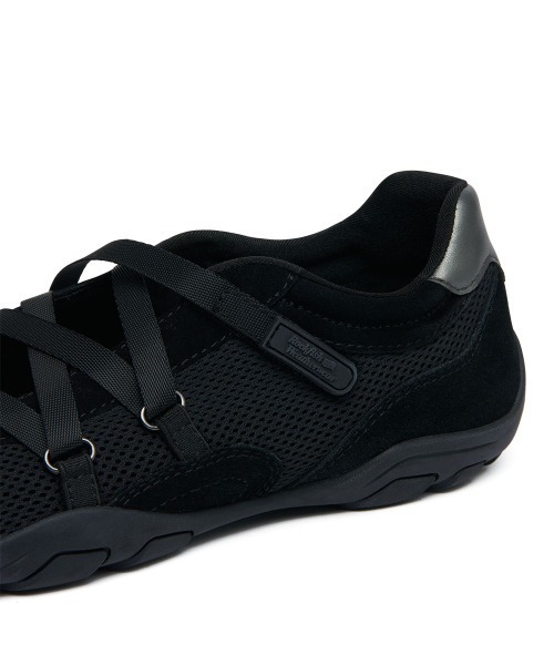 ROCKFISH WEATHERWEAR(ロックフィッシュウェザーウェア)の「ZANE X-STRAP SNEAKERS V2(スニーカー・レディース・ブラック/チョコ/ライトグレー/チャコール・24.5cm/24.0cm/23.5cm/23.0cm/25.0cm)」の12枚目の写真