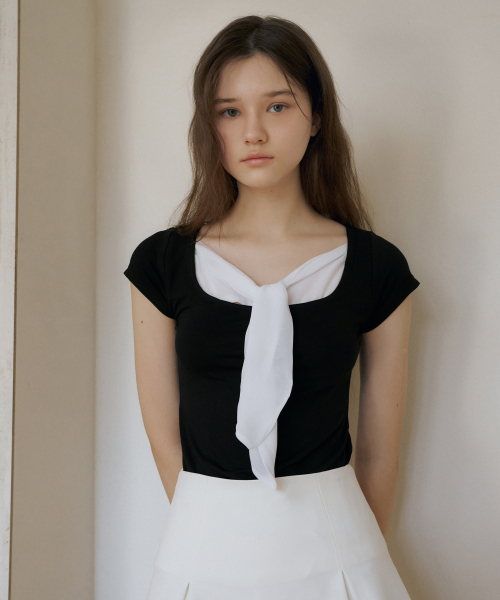 REORG(リオルグ)の「WA TIE SQUARE NECK T-SHIRT BLACK(Tシャツ/カットソー・レディース・その他・FREE)」の1枚目の写真