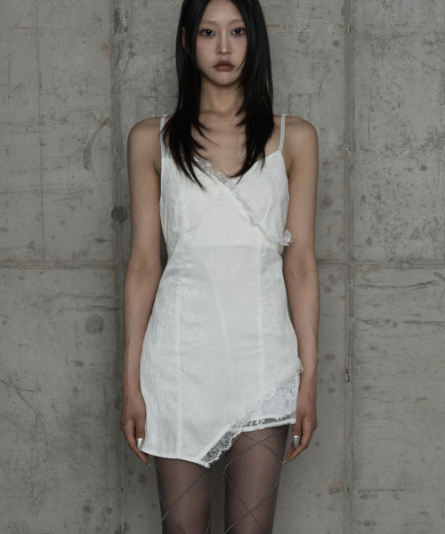 ETRE AU SOMMET(エトレオソメ)の「Double Layer Lace Back Corset Slip (Ivory)(ワンピース・レディース・アイボリー・FREE)」の2枚目の写真