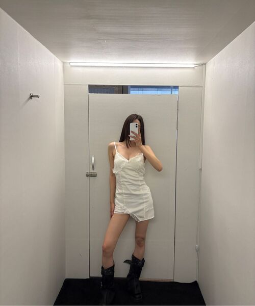 ETRE AU SOMMET(エトレオソメ)の「Double Layer Lace Back Corset Slip (Ivory)(ワンピース・レディース・アイボリー・FREE)」の15枚目の写真