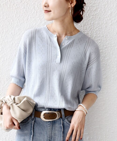 SHIPS(シップス)の「【WEB限定】〈手洗い可能〉ペーパー ヘンリーネック アイレット ニット(ニット/セーター・レディース・サックスブルー/ライトホワイト/ダークグレー・ONE SIZE)」の3枚目の写真